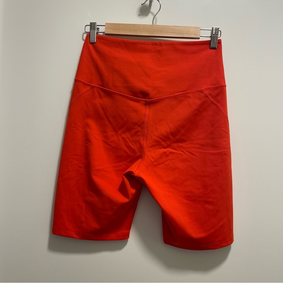 Girlfriend Collective bike shorts - Picture 3 of 4